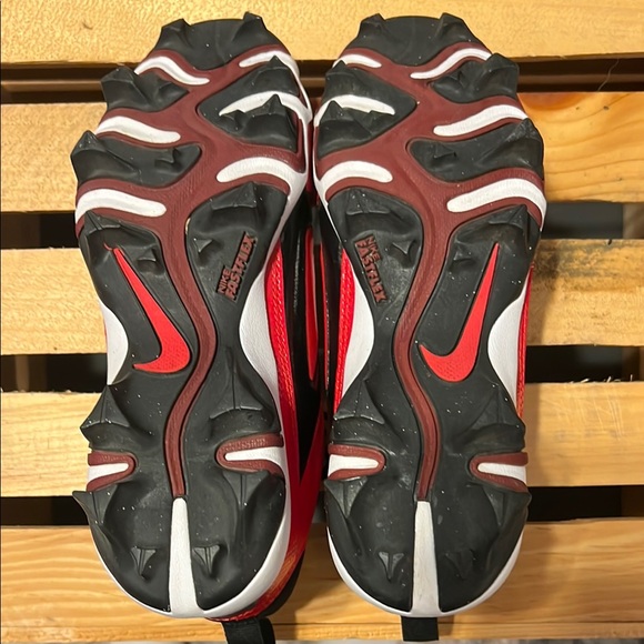 Nike Kids Alpha Menace 4 Shark Cleats - Picture 4 of 5